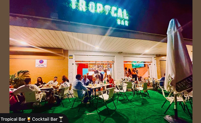 Tropical Bar Cocktail Bar in Fuengirola