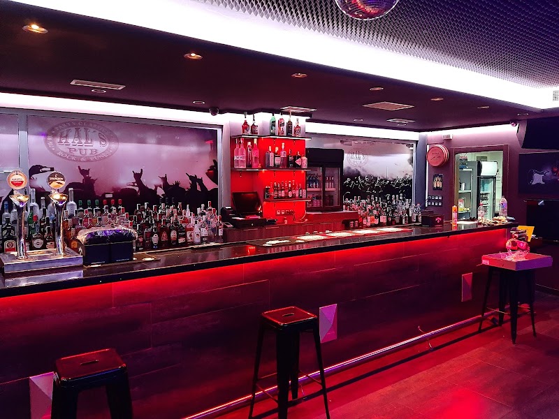 Hal's Pub in Fuengirola