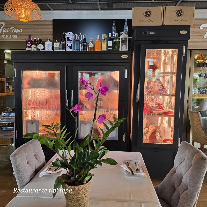 RESTAURANTE TIPI TAPA FUENGIROLA in Fuengirola